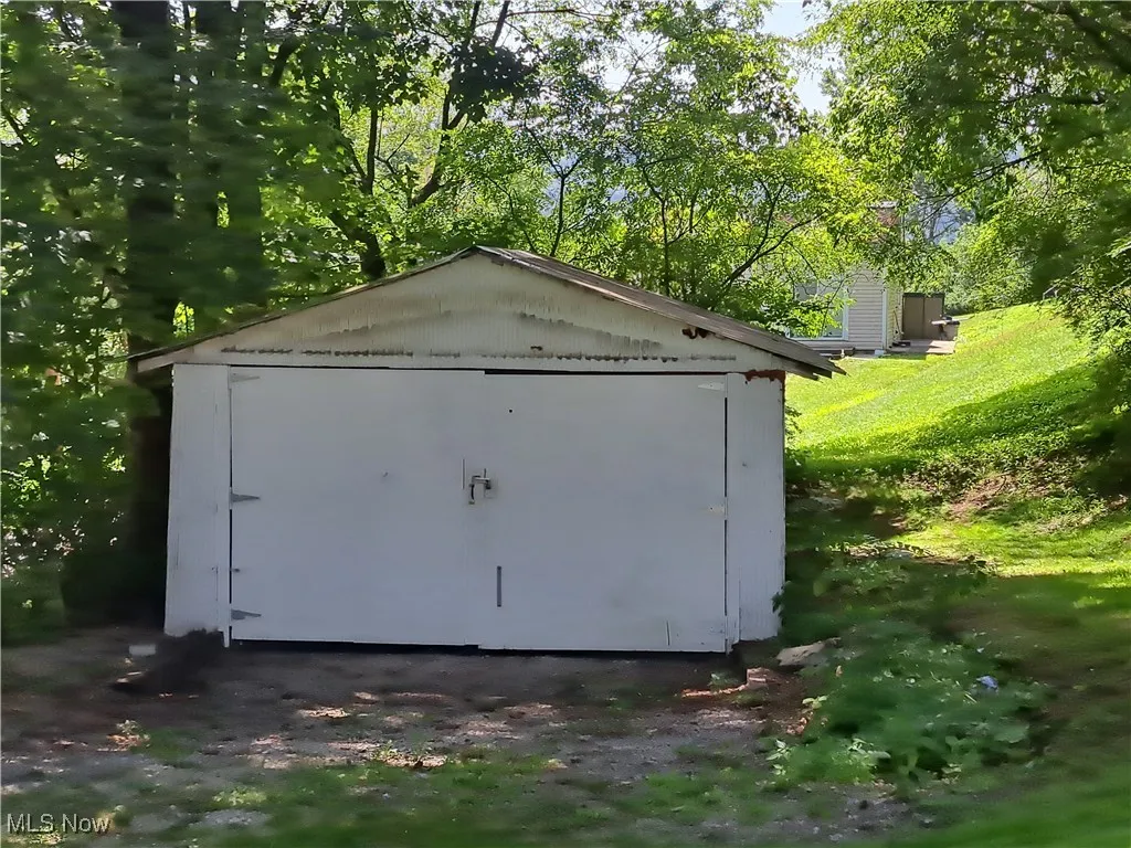 Detached garage or workshop