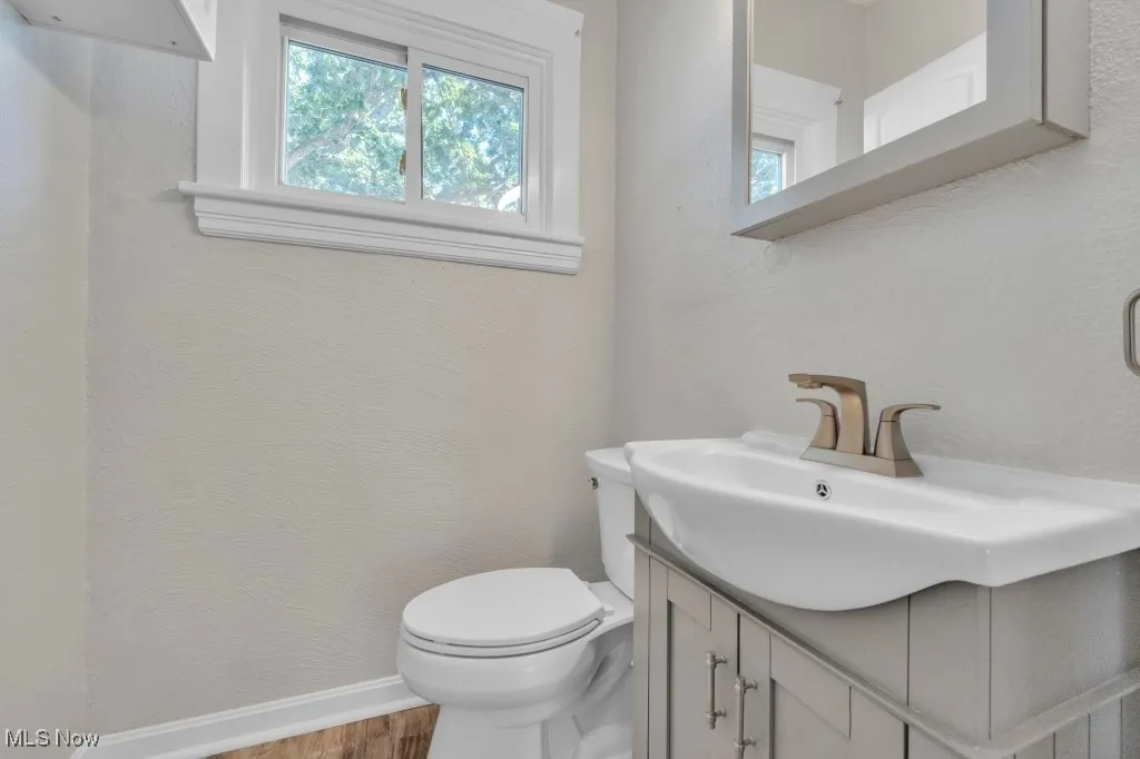 1585 Cohassett Avenue, Lakewood, Ohio 44107,MLS Now Listing ID