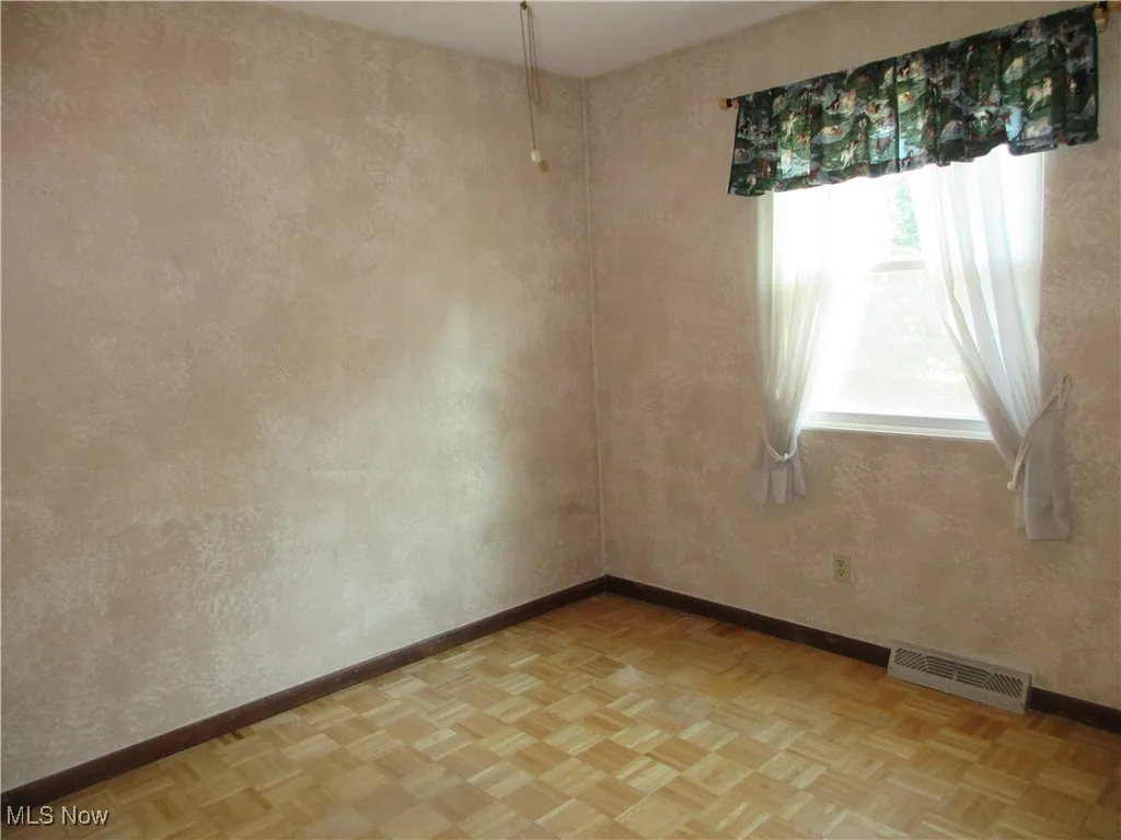Third​​‌​​​​‌​​‌‌​‌‌​​​‌‌​‌​‌​‌​​​‌​​ Bedroom