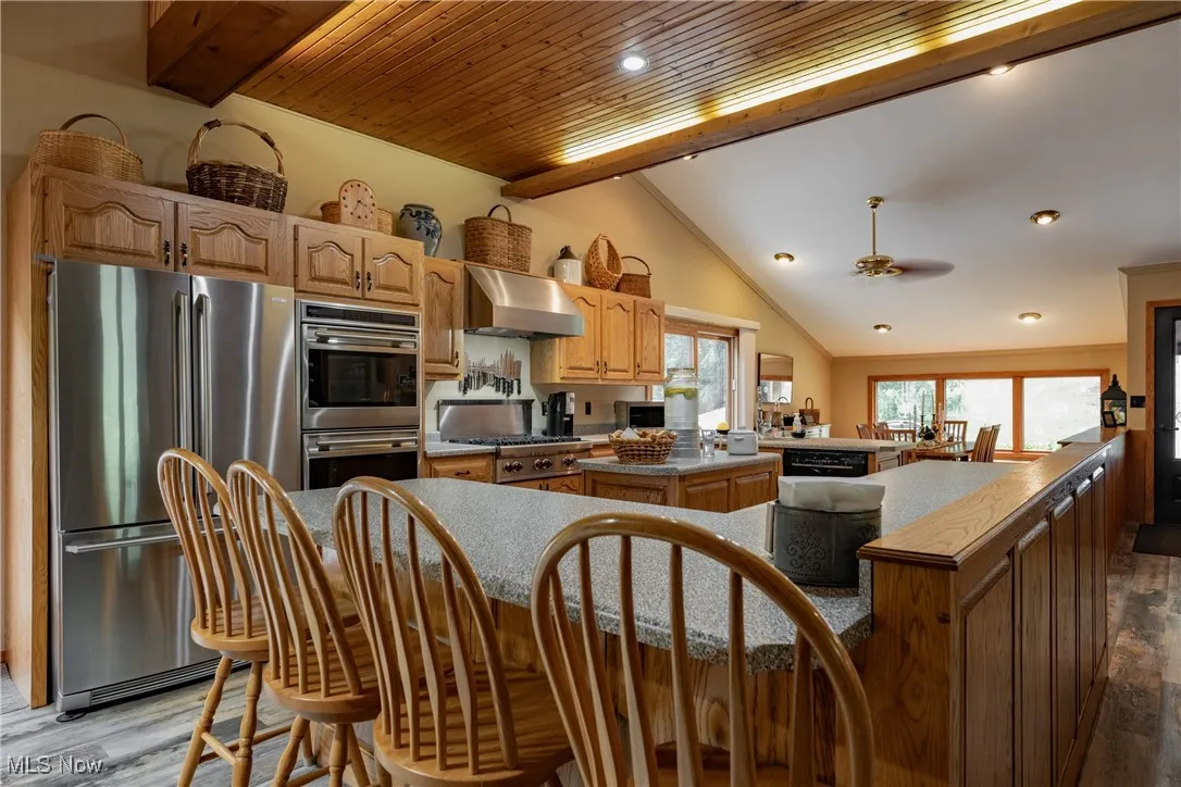 Solid Oak Cabinets, Premium Stainless Stell Appliances, Premium LVT Flooring