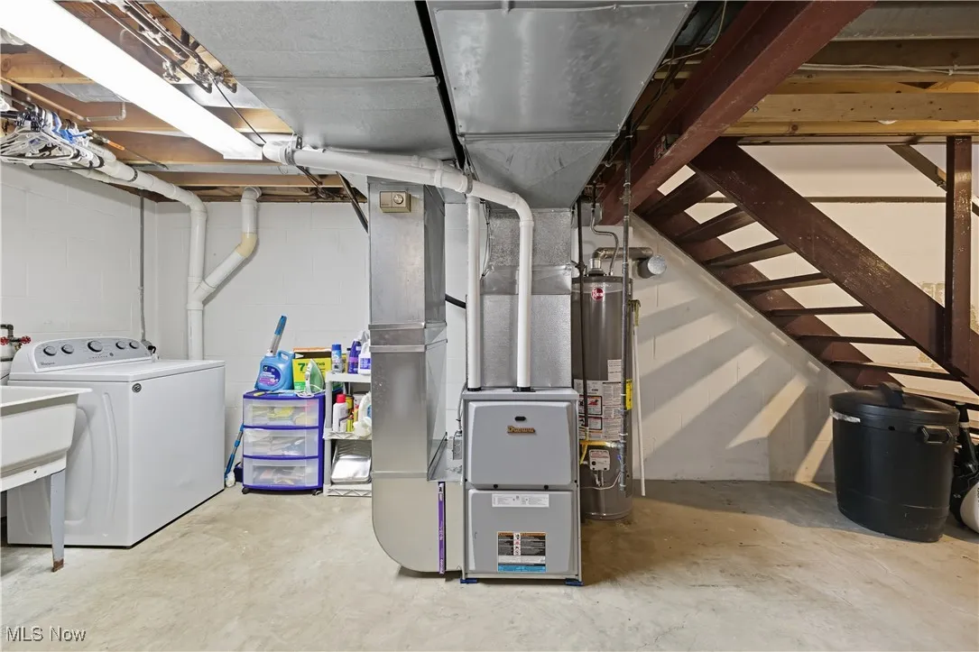 366 Westview Avenue, Hubbard, Ohio 44425,MLS Now Listing ID