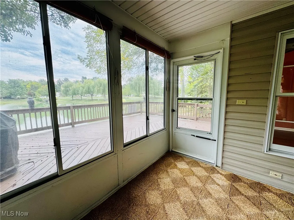 Three Season Sun Room Slab with weave carpet