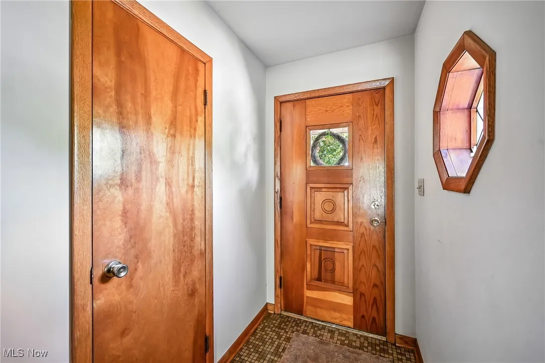 7979 Brookwood, Warren, Ohio 44484,MLS Now Listing ID