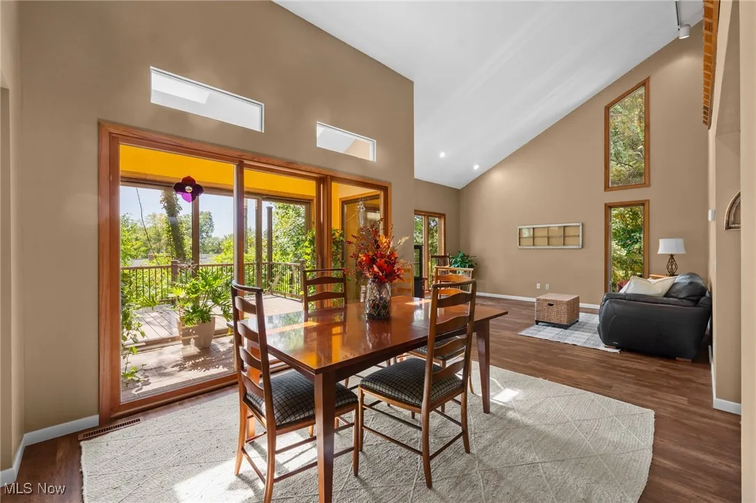 1508 Ridgecrest Drive, Kent, Ohio 44240,MLS Now Listing ID