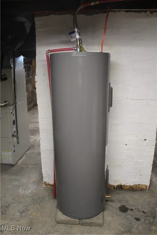 New hot water tank