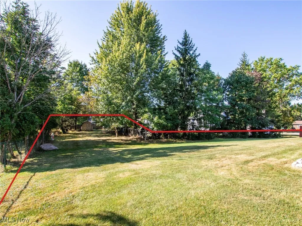 Property lines are for illustration purposes only.
