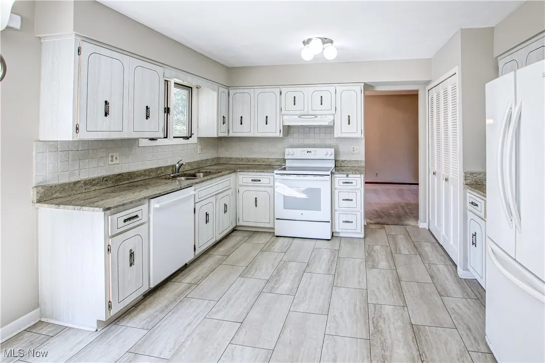 3225 Helen Drive, North Royalton, Ohio 44133,MLS Now Listing ID