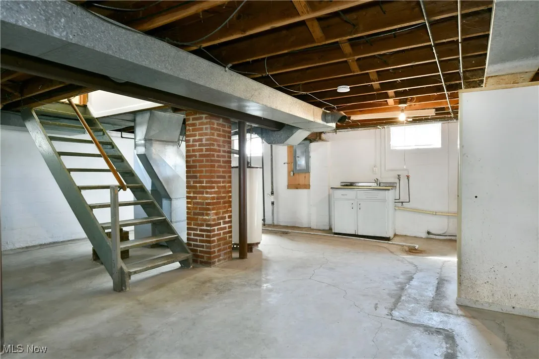 300 N Mecca Street, Cortland, Ohio 44410,MLS Now Listing ID
