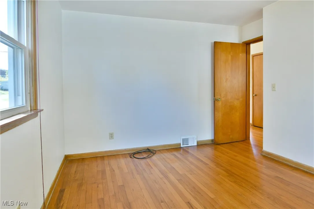 300 N Mecca Street, Cortland, Ohio 44410,MLS Now Listing ID