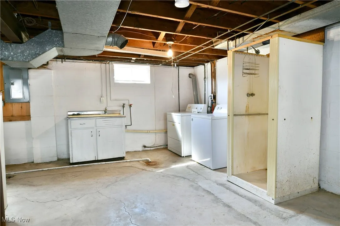 300 N Mecca Street, Cortland, Ohio 44410,MLS Now Listing ID