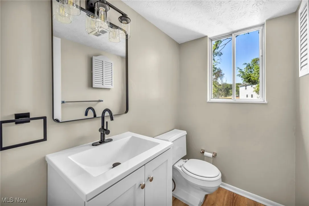 501 Button Road, Bedford, Ohio 44146,MLS Now Listing ID