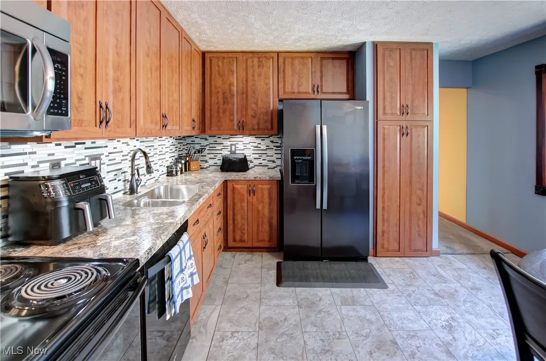 9829 Plum Brook Lane, Strongsville, Ohio 44149,MLS Now Listing ID