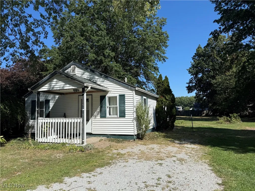 988 Oakwood Boulevard, Painesville, Ohio 44077,MLS Now Listing ID