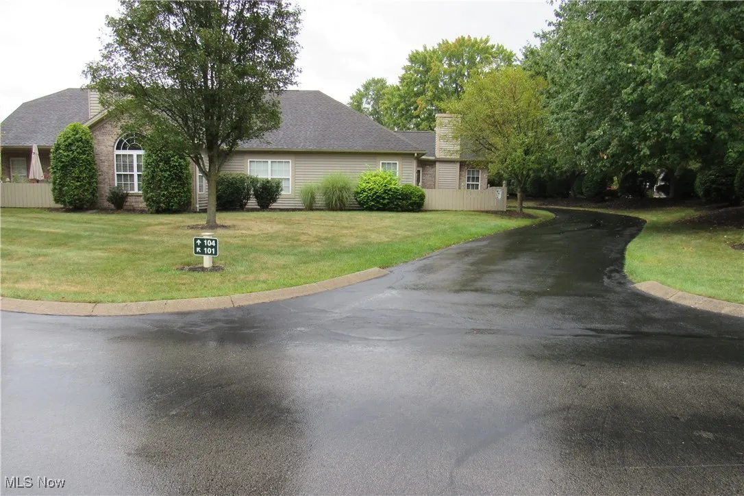 101 Willow Brook NE Warren