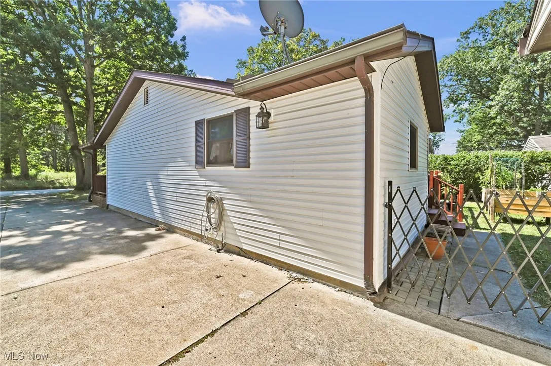 1877 E 39th Street, Lorain, Ohio 44055,MLS Now Listing ID