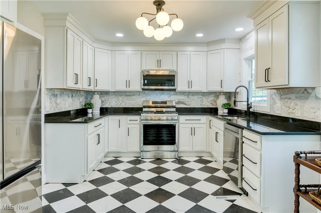24039 Shelburne Road, Shaker Heights, Ohio 44122,MLS Now Listing ID