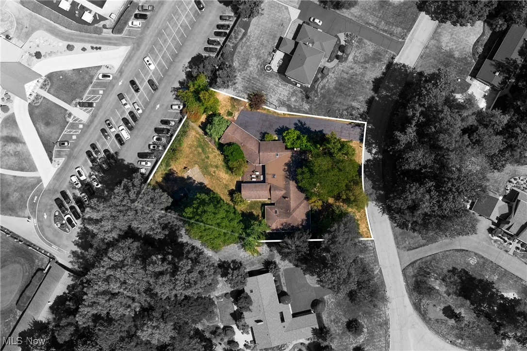 Aerial view of property's location featuring property boundaries highlighted