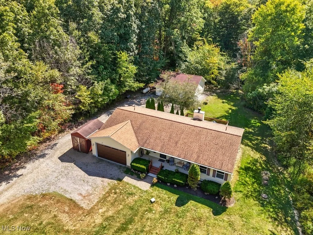 Aerial view of property and surrounding area