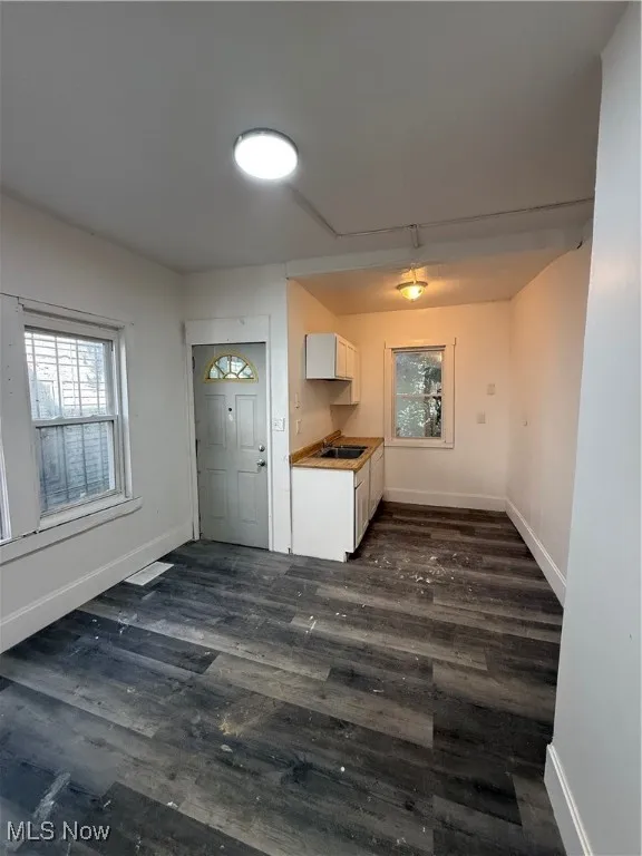 735 Parkwood Drive, Cleveland, Ohio 44108,MLS Now Listing ID