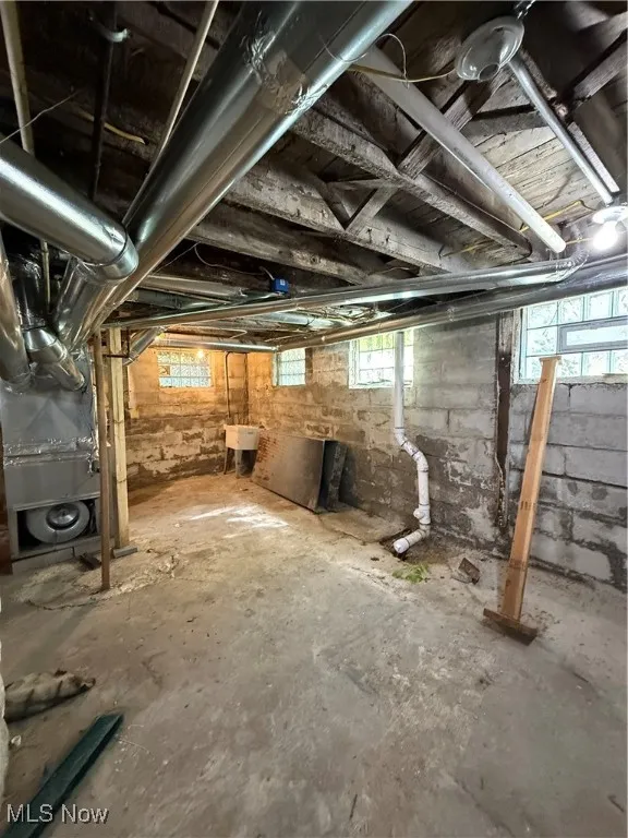 735 Parkwood Drive, Cleveland, Ohio 44108,MLS Now Listing ID