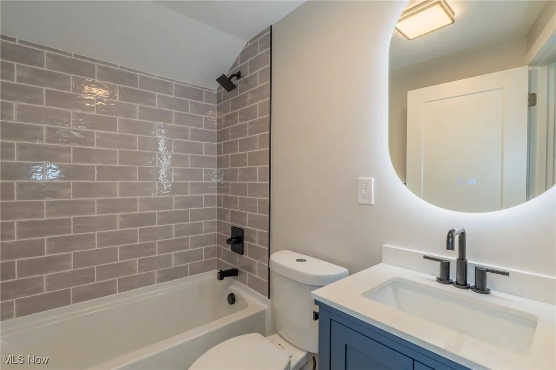 5108 E Farnhurst Road, Lyndhurst, Ohio 44124,MLS Now Listing ID