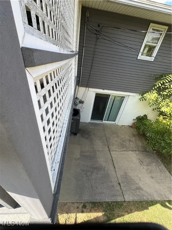 Property entrance featuring a patio