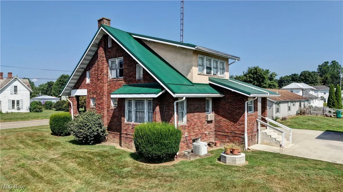 100 N State Street, Frazeysburg, Ohio 43822,MLS Now Listing ID