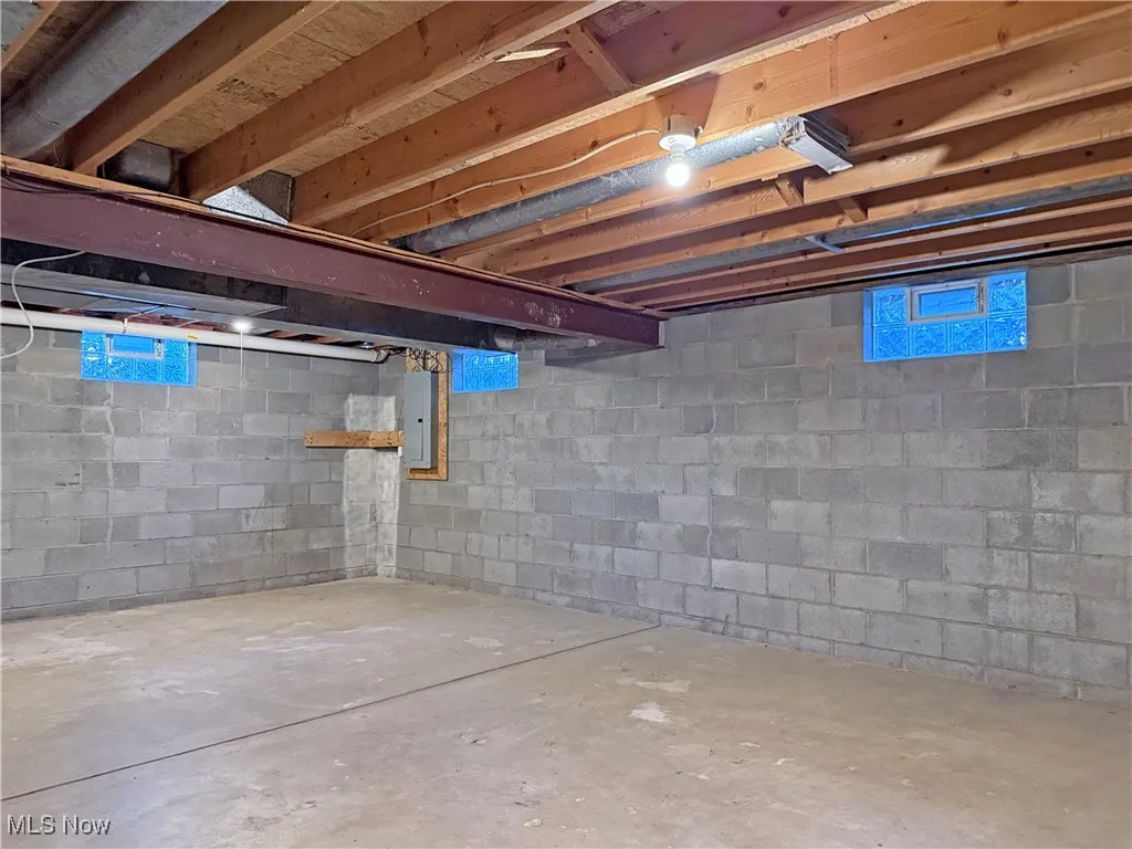 1050 Oak Street, Medina, Ohio 44256,MLS Now Listing ID