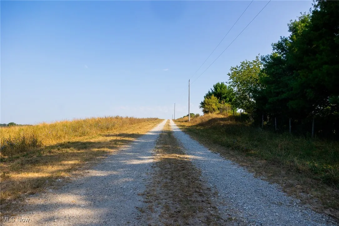 View of dirt / gravel road