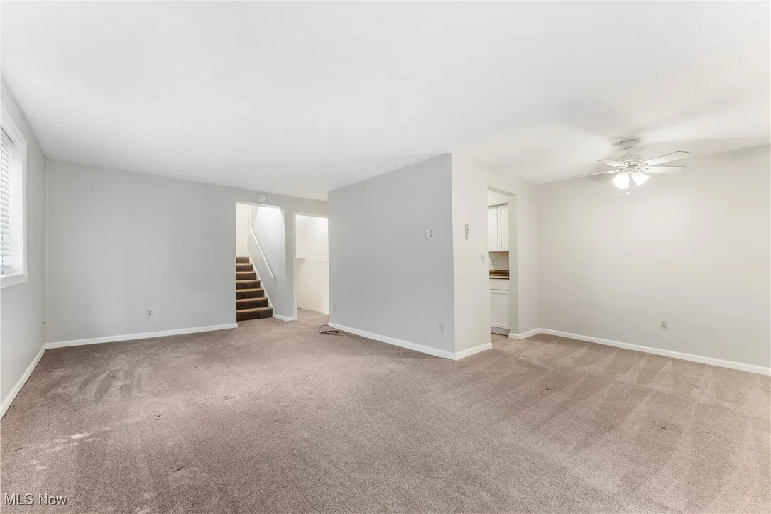 Right unit 4125