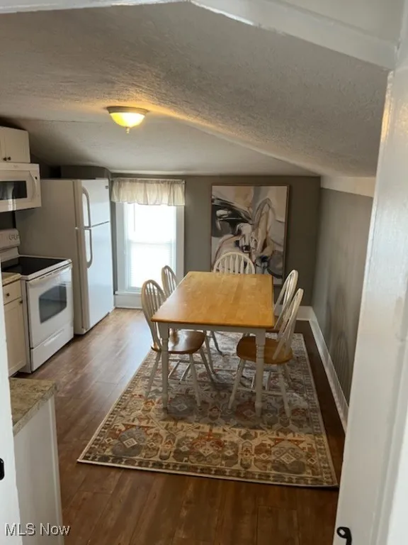 251 1/2 Fair Avenue, New Philadelphia, Ohio 44663,MLS Now Listing ID