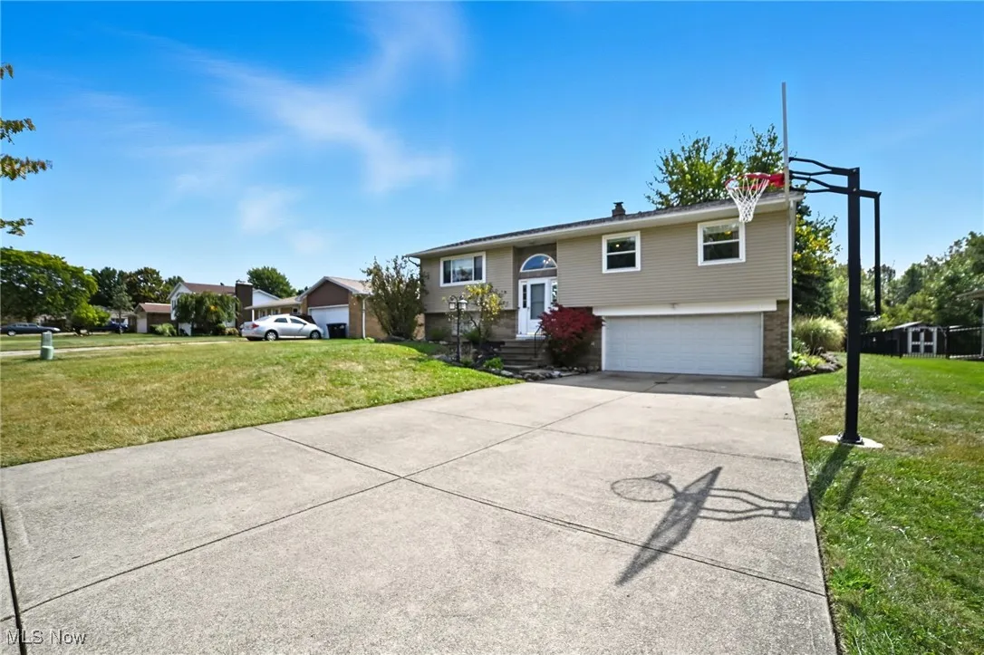 3350 Valley Forge Drive, Brunswick, Ohio 44212,MLS Now Listing ID