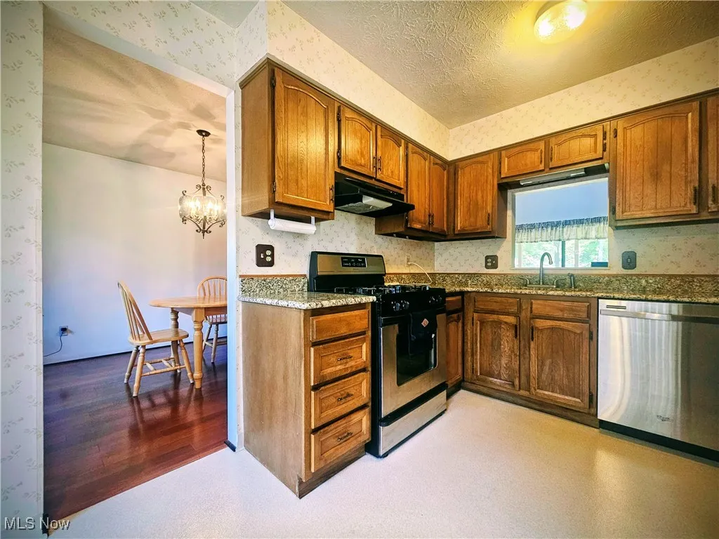 7627 Newton Drive, Mentor, Ohio 44060,MLS Now Listing ID
