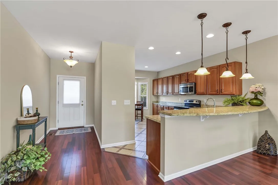 21 Bristol Lane, Rocky River, Ohio 44116,MLS Now Listing ID