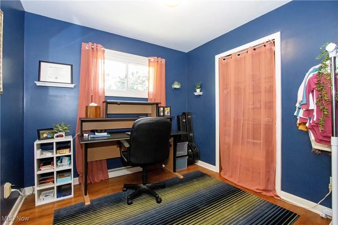 3rd bedroom, used as an office.
