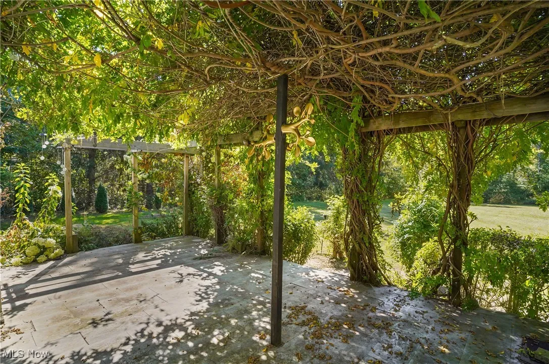 18400 Shaw Road, Chagrin Falls, Ohio 44023,MLS Now Listing ID