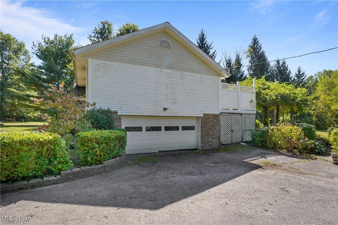 18400 Shaw Road, Chagrin Falls, Ohio 44023,MLS Now Listing ID