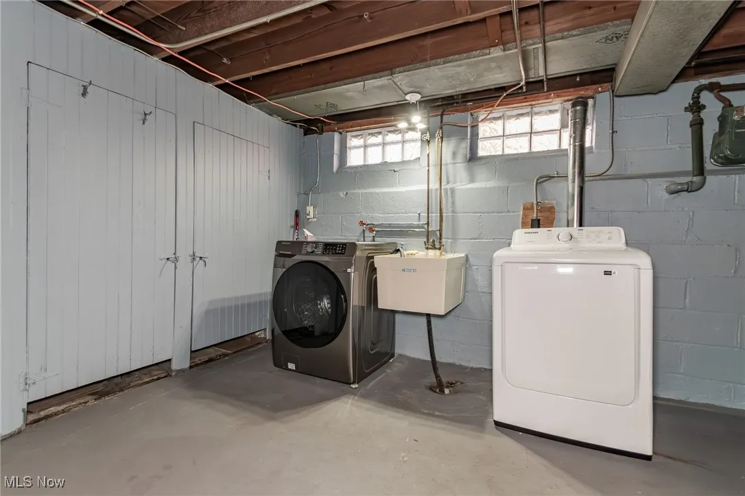 9819 S Highland Avenue, Garfield Heights, Ohio 44125,MLS Now Listing ID