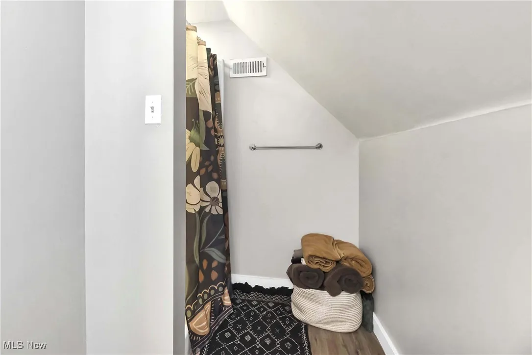 1576 Wyandotte Avenue, Lakewood, Ohio 44107,MLS Now Listing ID