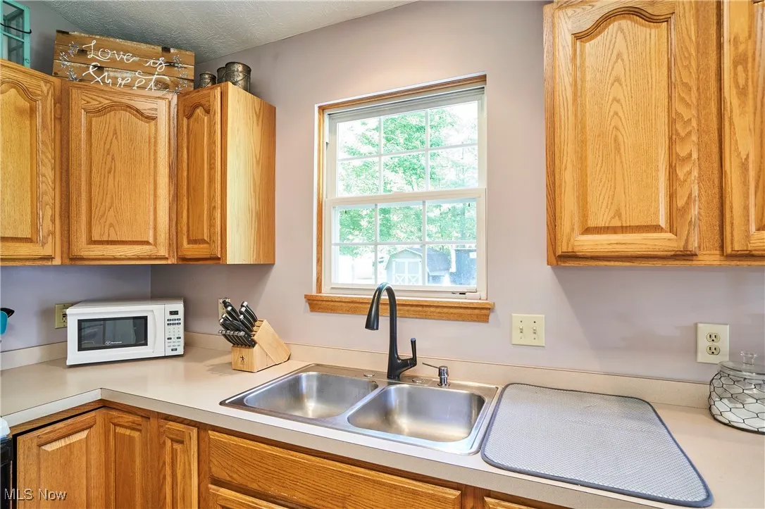 5735 W Maple Road, Geneva, Ohio 44041,MLS Now Listing ID