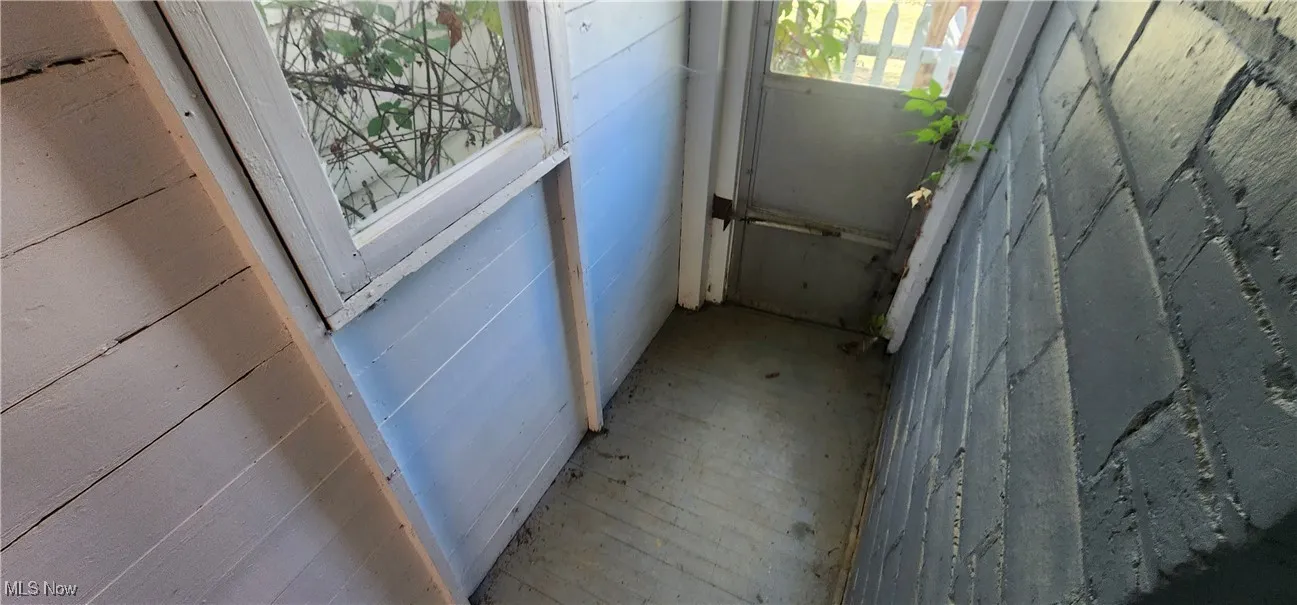 View of doorway to outside