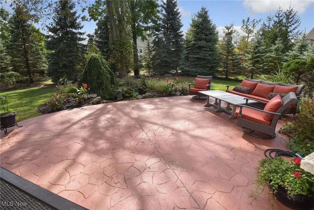 View of patio featuring outdoor lounge area