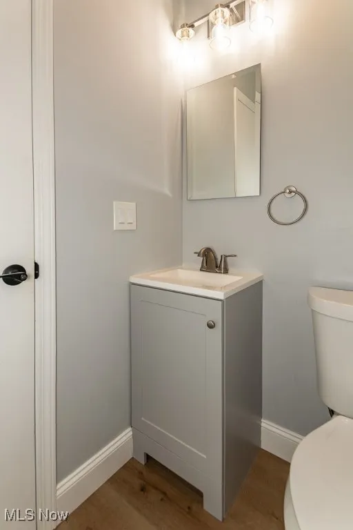 9 E Carriage Drive, Chagrin Falls, Ohio 44022,MLS Now Listing ID