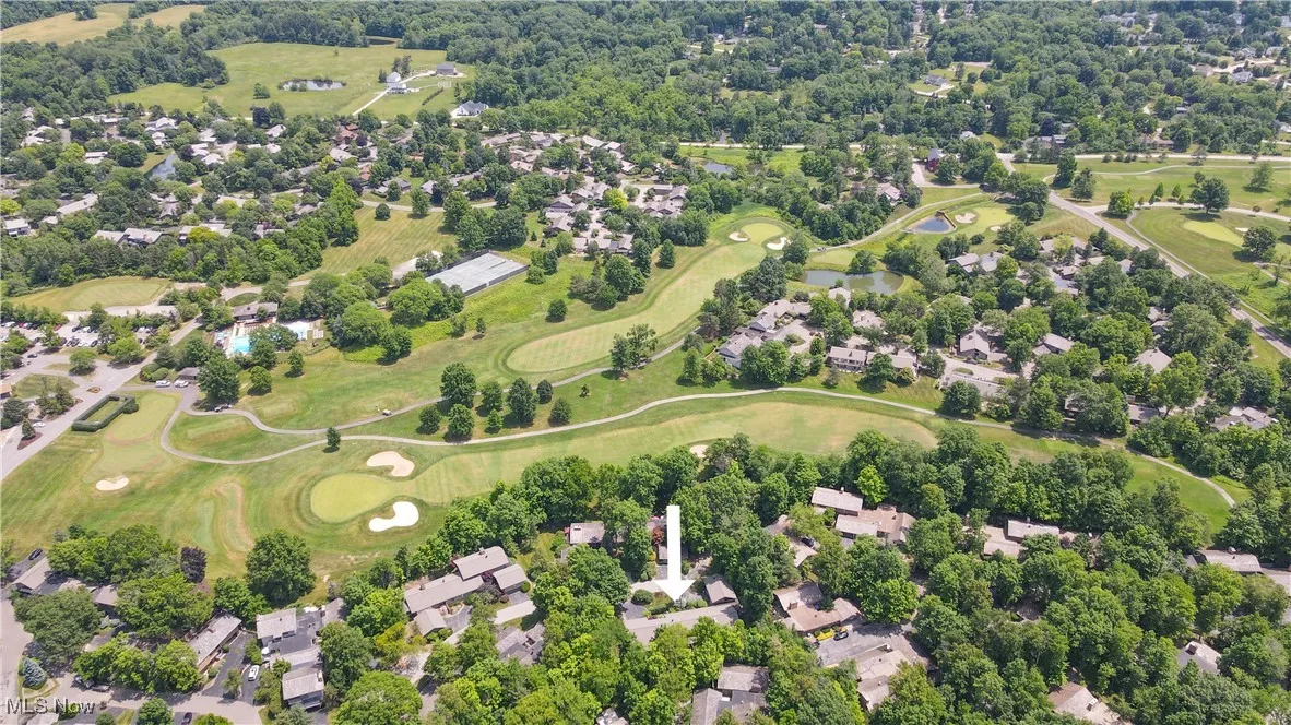 686-20 Fairington Lane, Aurora, Ohio 44202,MLS Now Listing ID