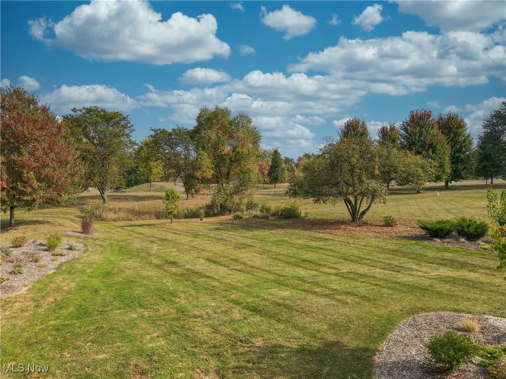 563 E Acadia Point, Aurora, Ohio 44202,MLS Now Listing ID