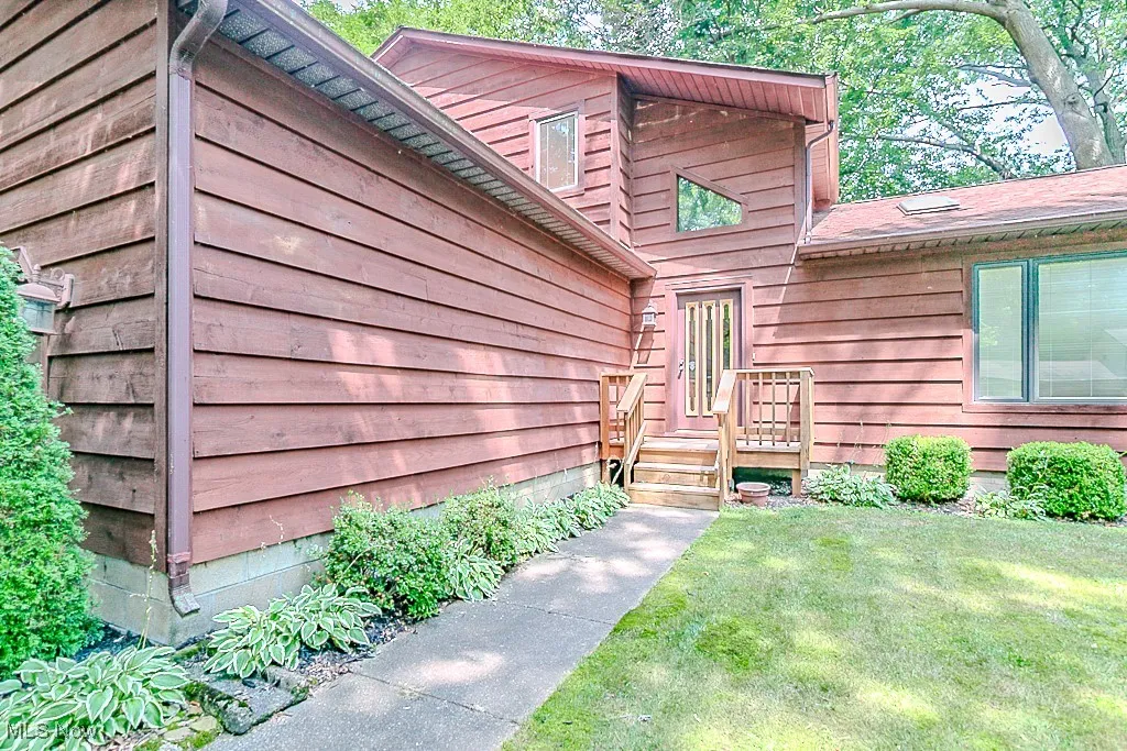 7401 Faye Lane, Mentor, Ohio 44060,MLS Now Listing ID