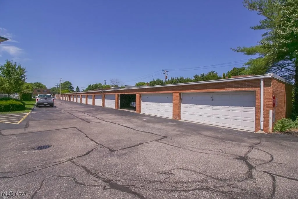 1736 Wagar Road # 303, Rocky River, Ohio 44116,MLS Now Listing ID