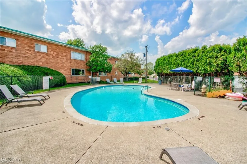 1736 Wagar Road # 303, Rocky River, Ohio 44116,MLS Now Listing ID