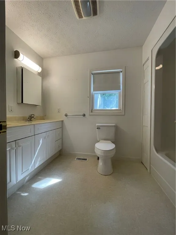 1605 E 337th Street, Eastlake, Ohio 44095,MLS Now Listing ID