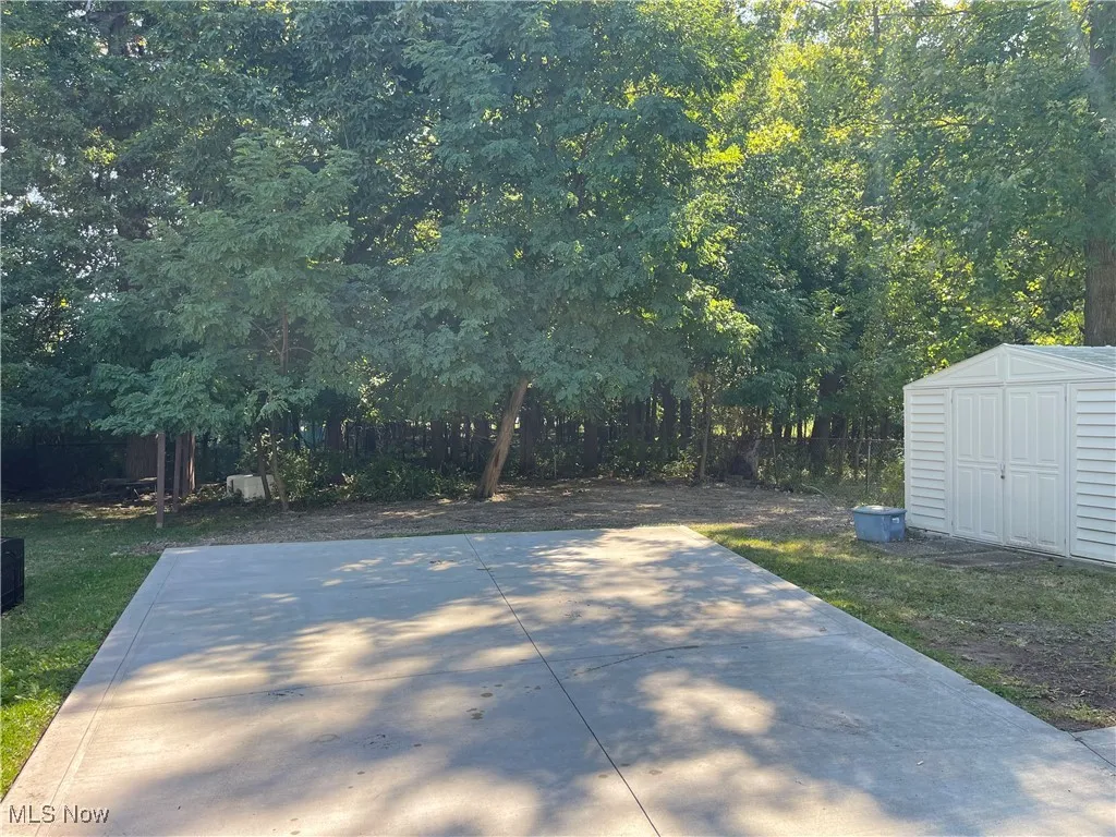 1605 E 337th Street, Eastlake, Ohio 44095,MLS Now Listing ID
